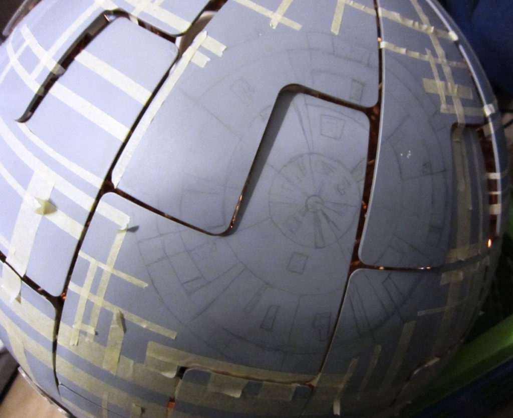 Star Wars : comment transformer votre lustre IKEA en Étoile de la mort