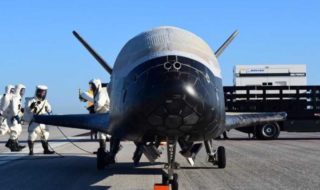 x-37b avion espace videos