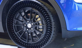 Michelin Uptis : le premier pneu increvable
