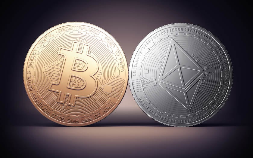 What Is Ethereum And How Is It Different From Bitcoin? : Ethereum and Bitcoin | Ethereum and Bitcoin cryptocurrency ... / The reward for mining bitcoin is currently valued at 12.5 bitcoins.