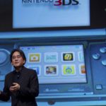 Satoru Iwata, l'ex-patron regretté de Nintendo, présentant la 3DS en 2011 à San Francisco. Crédits image : Keystone