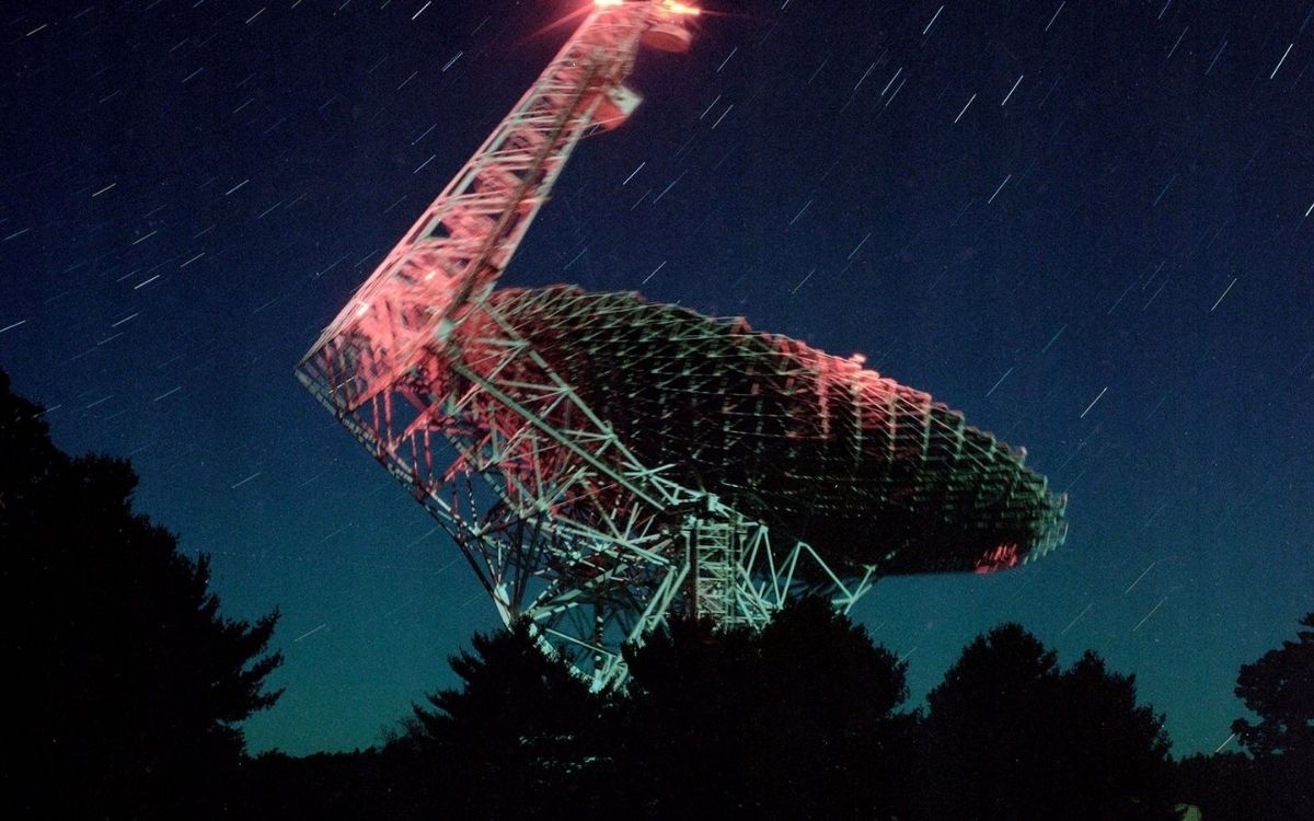 Green Bank Telescope, image PAUL KRANZLER AND ANDREW PHELPS