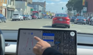 Tesla : un employé licencié pour avoir publié une vidéo un peu trop critique