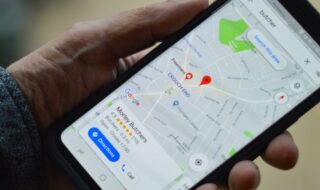 Google Maps : vous allez pouvoir planifier les points de recharge de votre voiture électrique