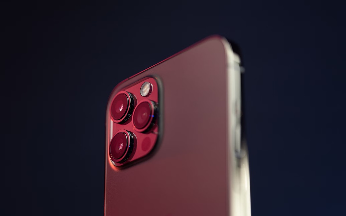 iPhone 16 Pro Max : Apple préparerait du lourd concernant le bloc photo de son prochain smartphone