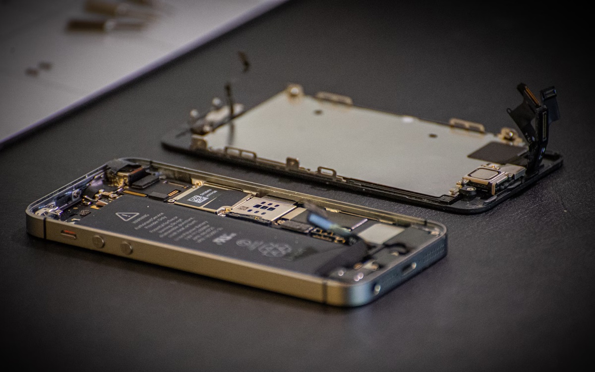 Samsung : réparer vous-même votre smartphone serait un véritable casse-tête, voici pourquoi