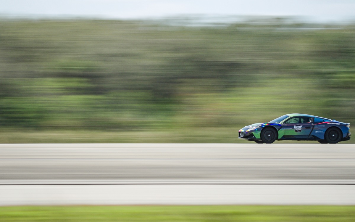 Cette Maserati sous IA vient de battre un record de vitesse