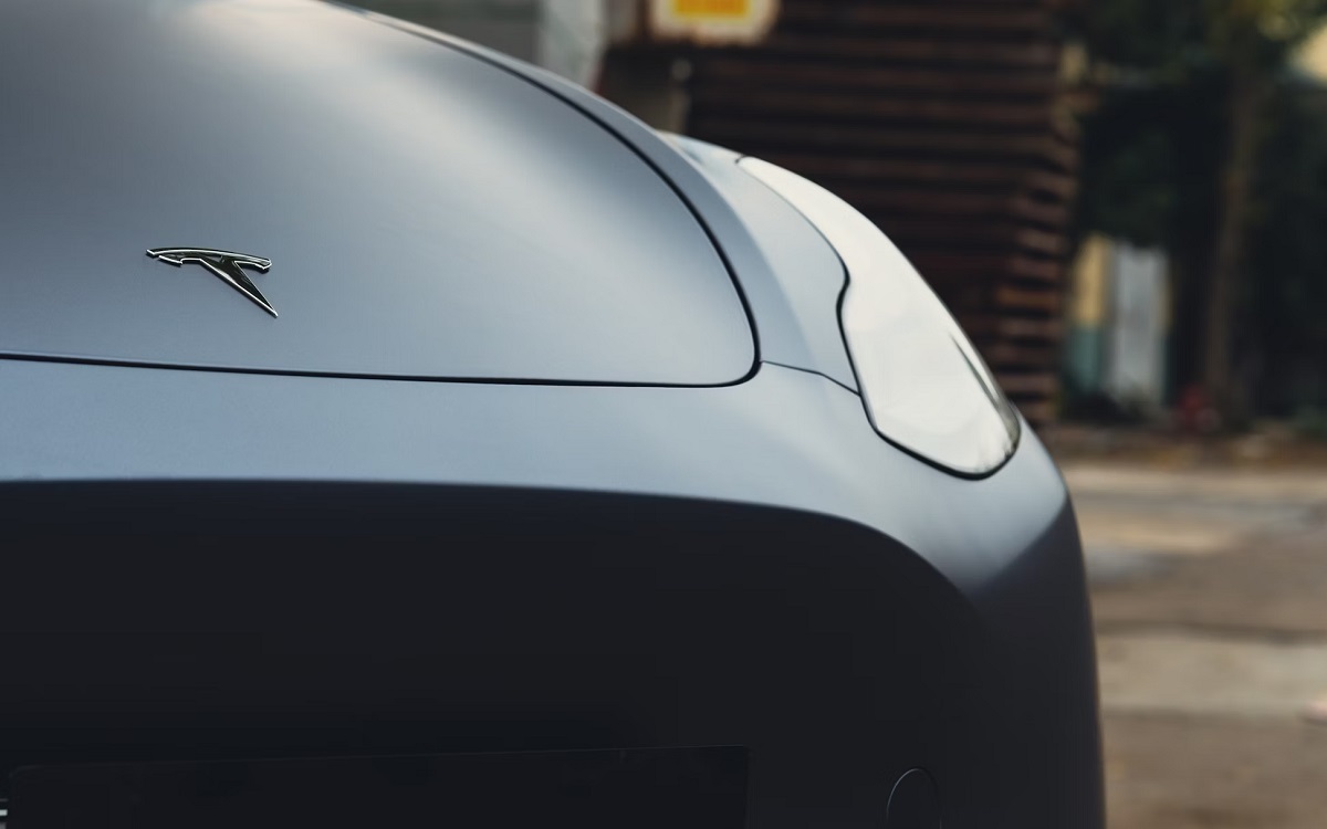 Tesla se prépare à lancer sa voiture électrique économique