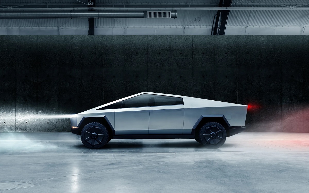 Tesla rappelle des milliers de Cybertruck à cause… d’un problème de colle