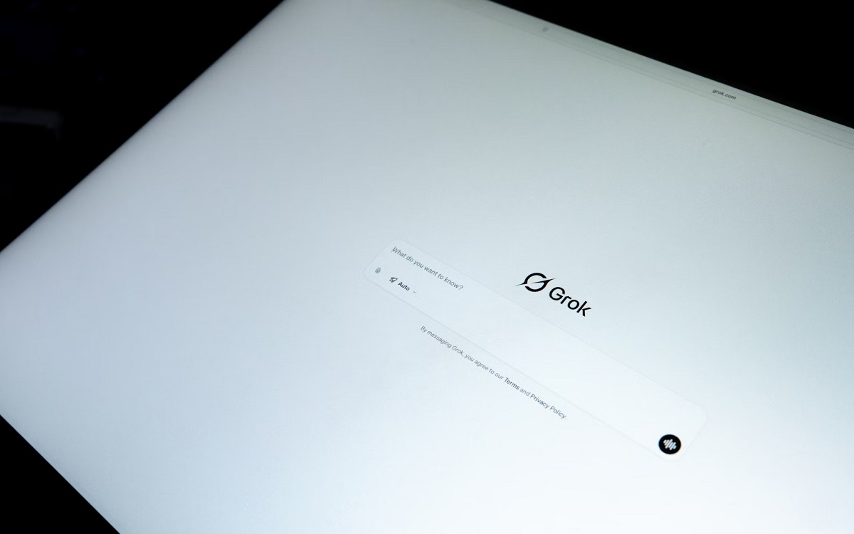 Grokipedia : le Wikipédia sauce Elon Musk copierait largement la célèbre encyclopédie en ligne