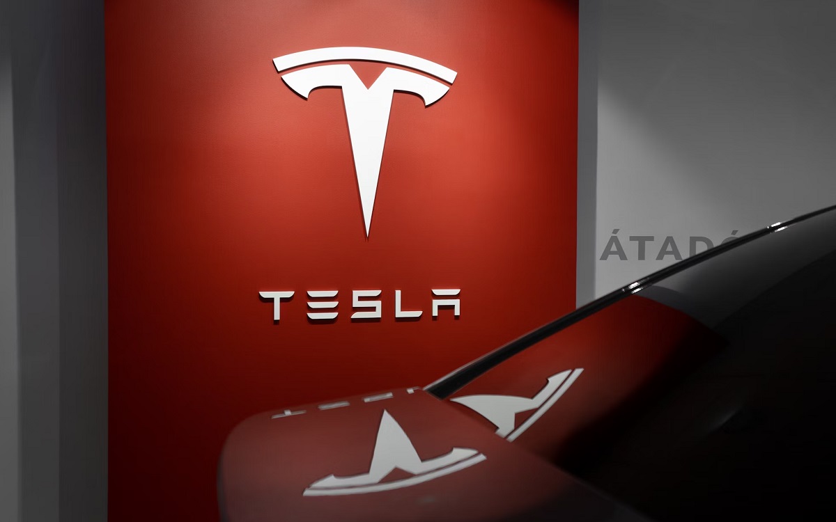 Tesla : Elon Musk tease sa prochaine voiture, le « produit le plus mémorable jamais réalisé »