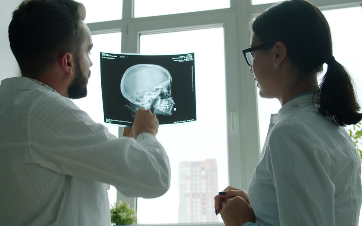 Ces hôpitaux américains s’apprêtent à remplacer leurs radiologues par l’IA