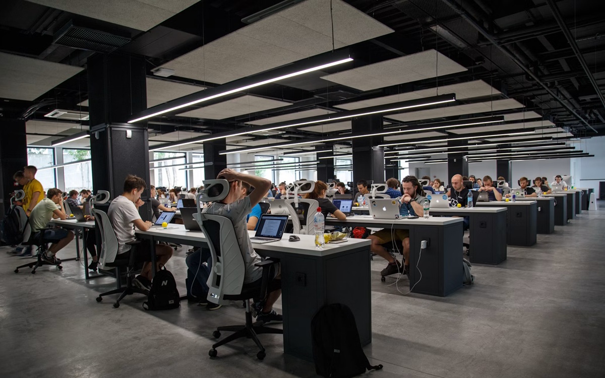 Intelligence artificielle : l’« IApocalypse de l’emploi » n’a pas eu lieu, selon ce rapport