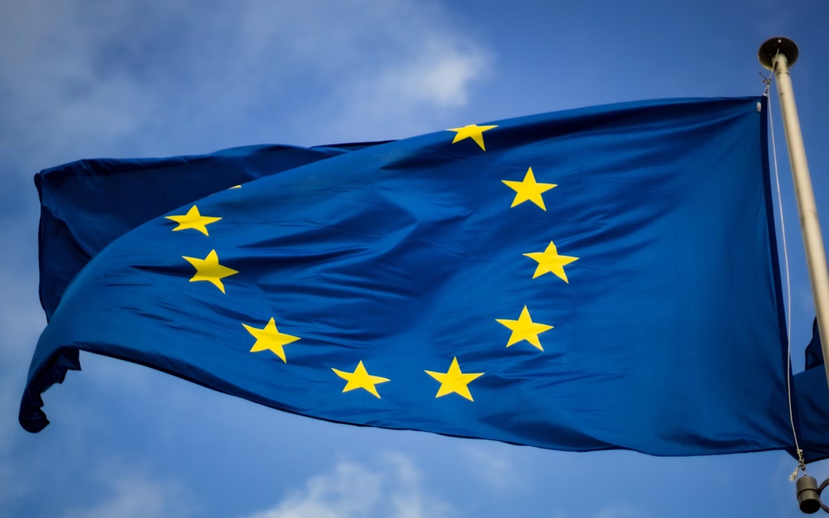 UE