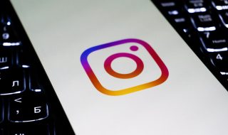 Instagram est envahi par l’IA, le patron du réseau social avoue son impuissance